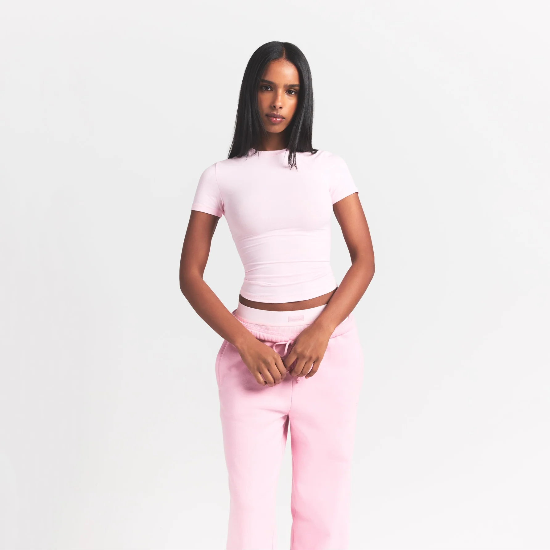 COTTON RIB T-SHIRT | CHERRY BLOSSOM ON A MODEL FRONT VIEW @ | FOCUS: 0.9, 0.1, 0.7
