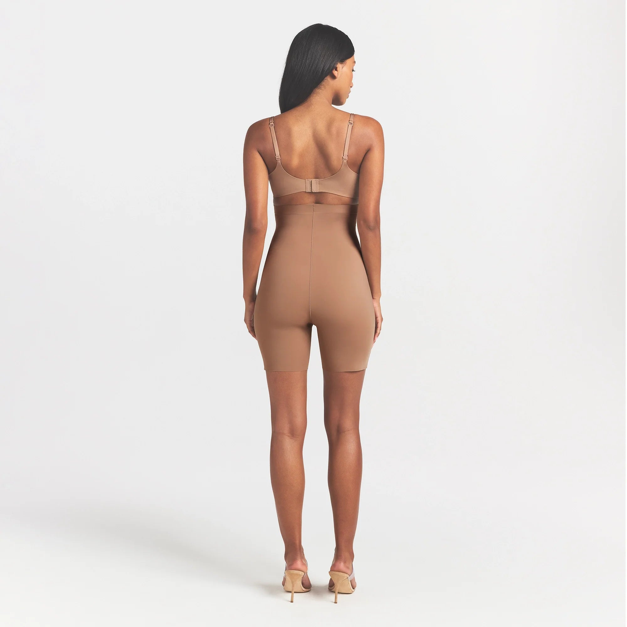 COOL SHAPEWEAR HIGH-WAISTED SHORT | SIENNA ON A MODEL BACK VIEW @ | FOCUS: 0.0, 1.0, 0.9