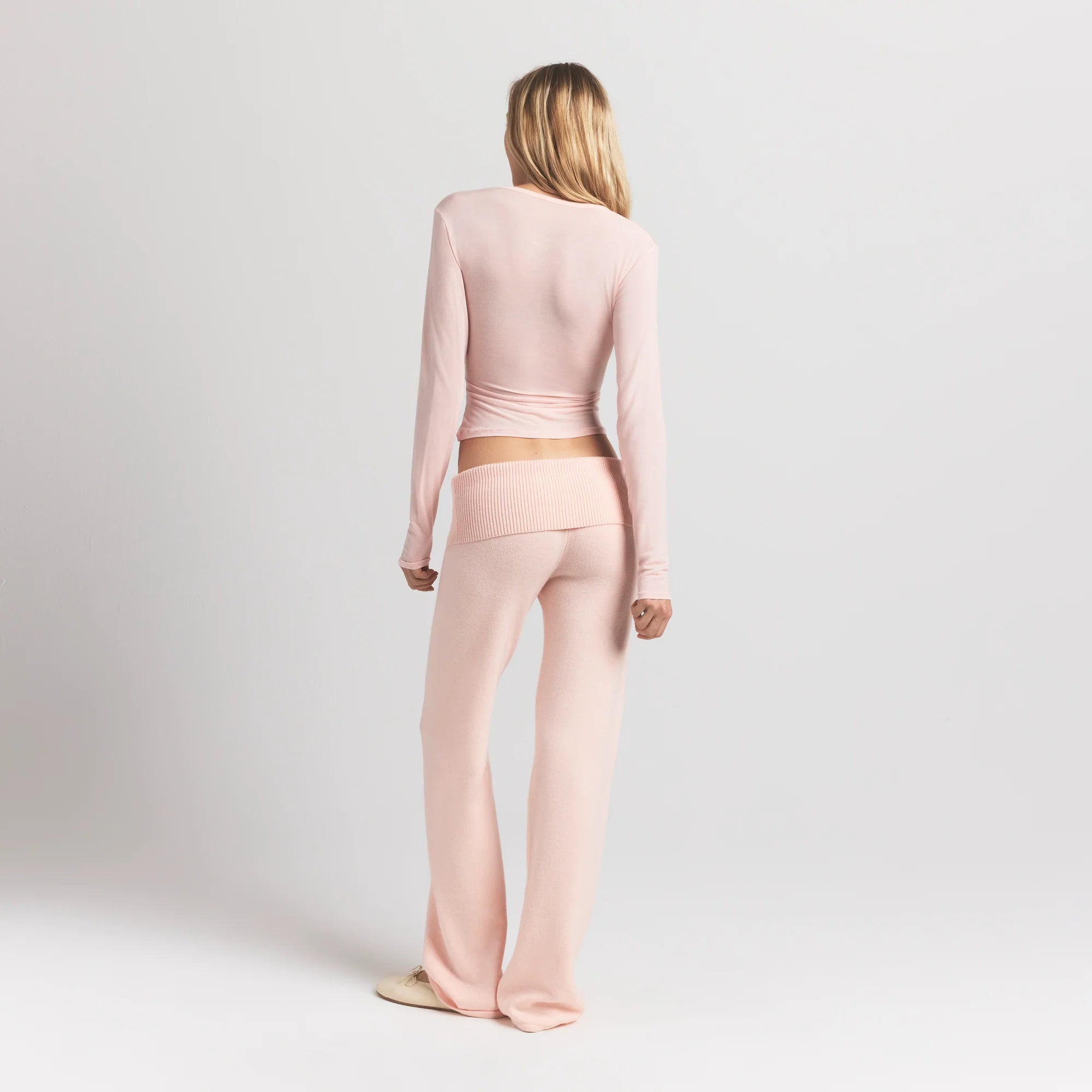 SHEER MODAL CARDIGAN | PRIMROSE ON A MODEL BACK VIEW @ | FOCUS: 0.9, 0.1, 0.7