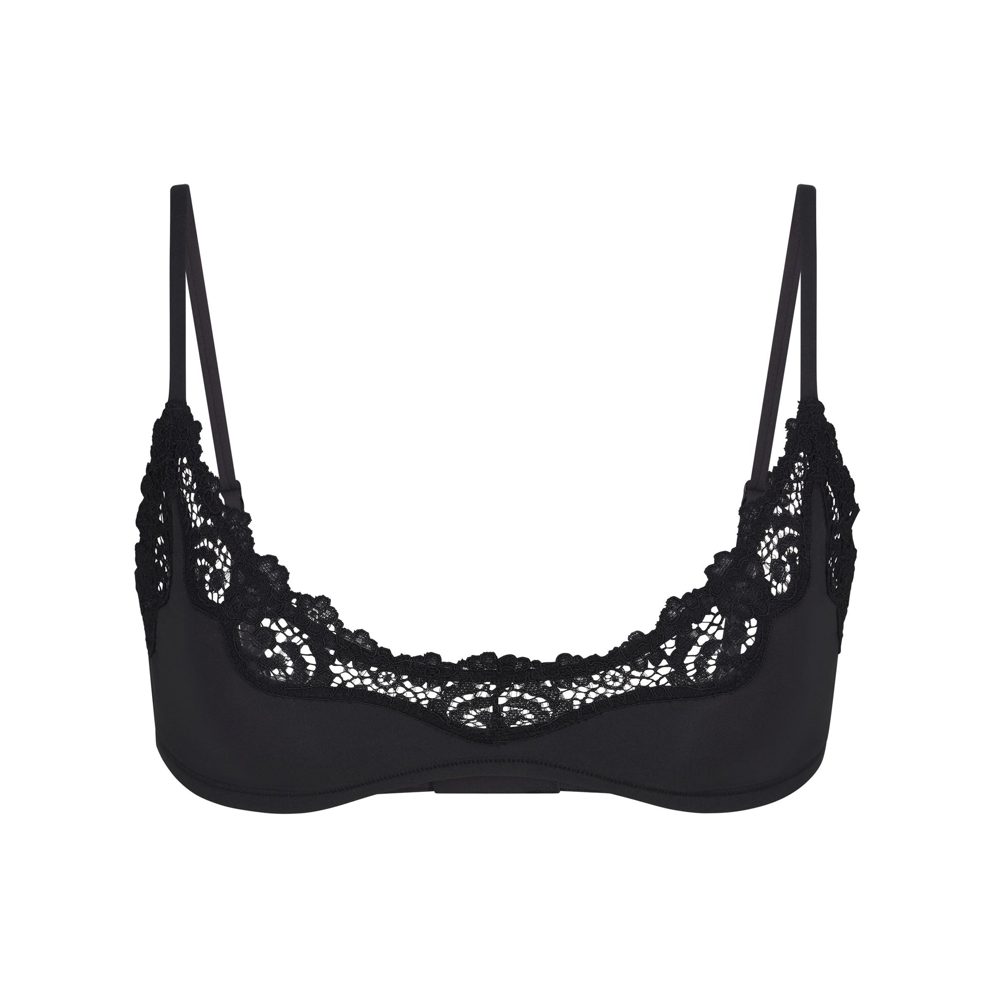 FITS EVERYBODY LACE SCOOP BRALETTE | ONYX (SCOOP BRALETTES) LAYS FLAT ON A WHITE BACKGROUND | FLT