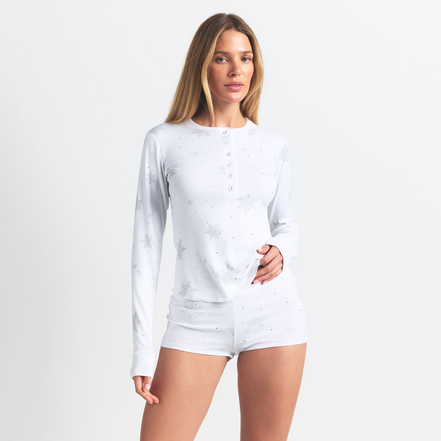 LOGO PLUSH POINTELLE RHINESTONE HENLEY SET | SNOW RHINESTONE PRINT ON A MODEL FRONT VIEW @ | FOCUS: 0.0, 1.0, 0.9