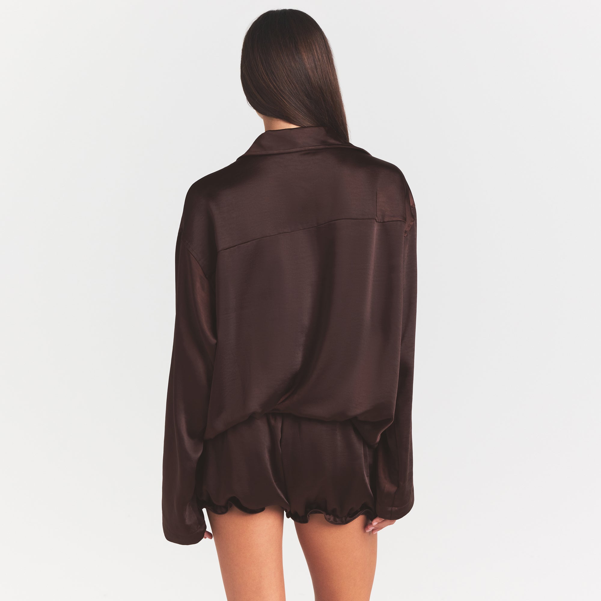 LIGHTWEIGHT SATIN OVERSIZED BUTTON DOWN | ESPRESSO