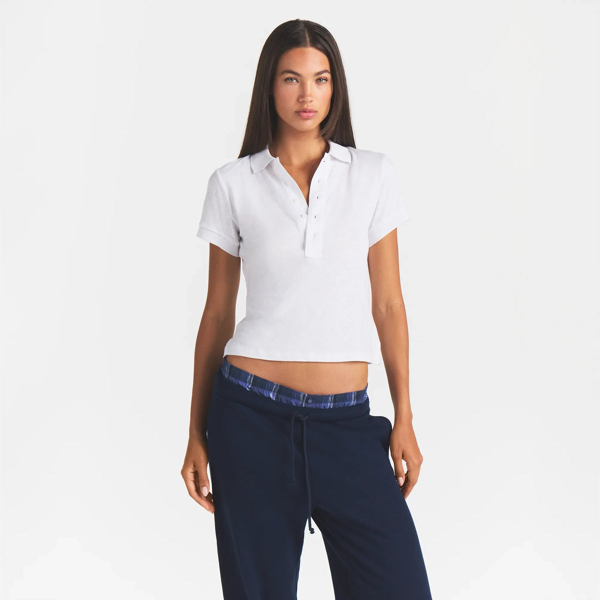 WORN IN JERSEY POLO | SNOW ON A MODEL FRONT VIEW