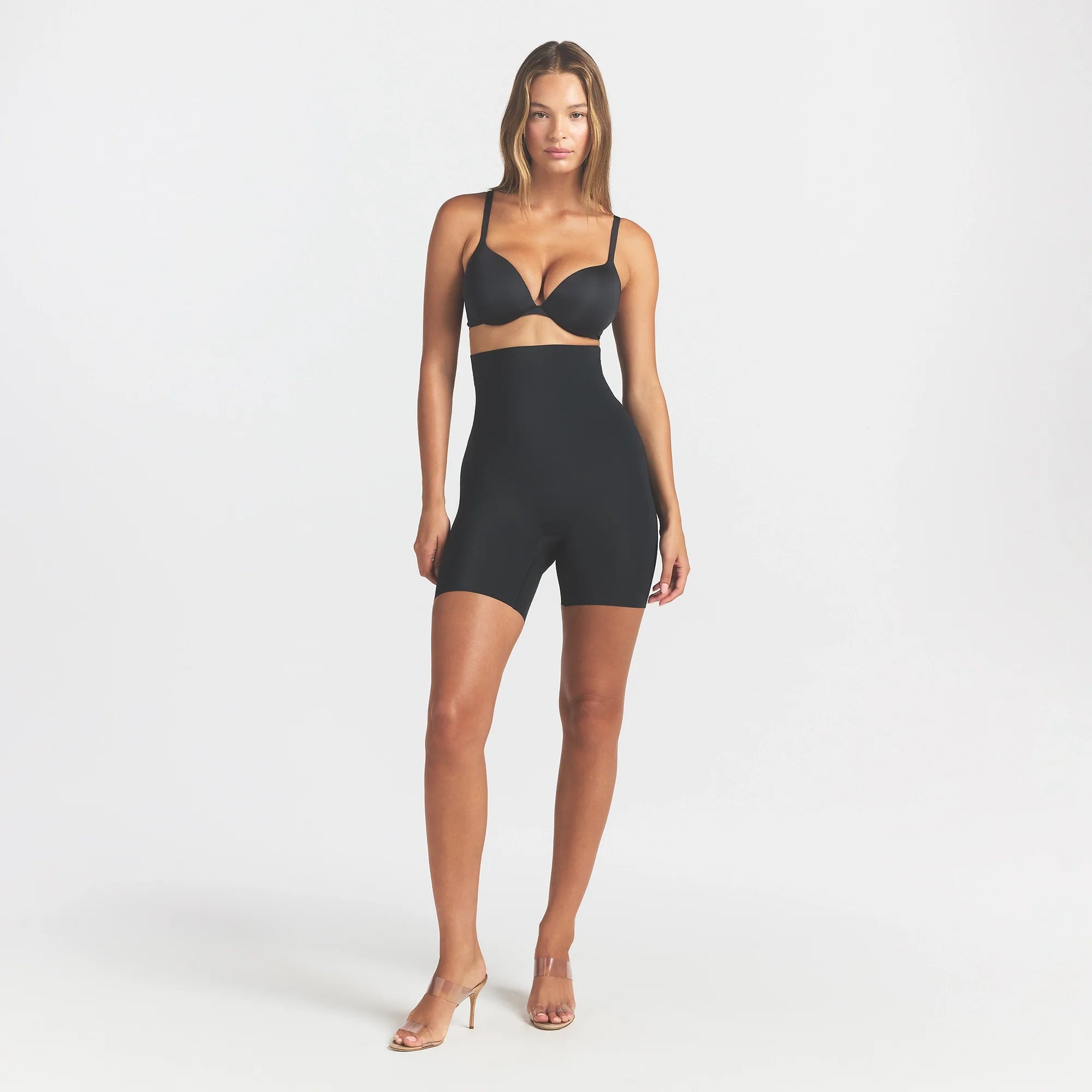 COOL SHAPEWEAR HIGH-WAISTED SHORT | ONYX ON A MODEL FRONT VIEW @ | FOCUS: 0.0, 1.0, 0.9