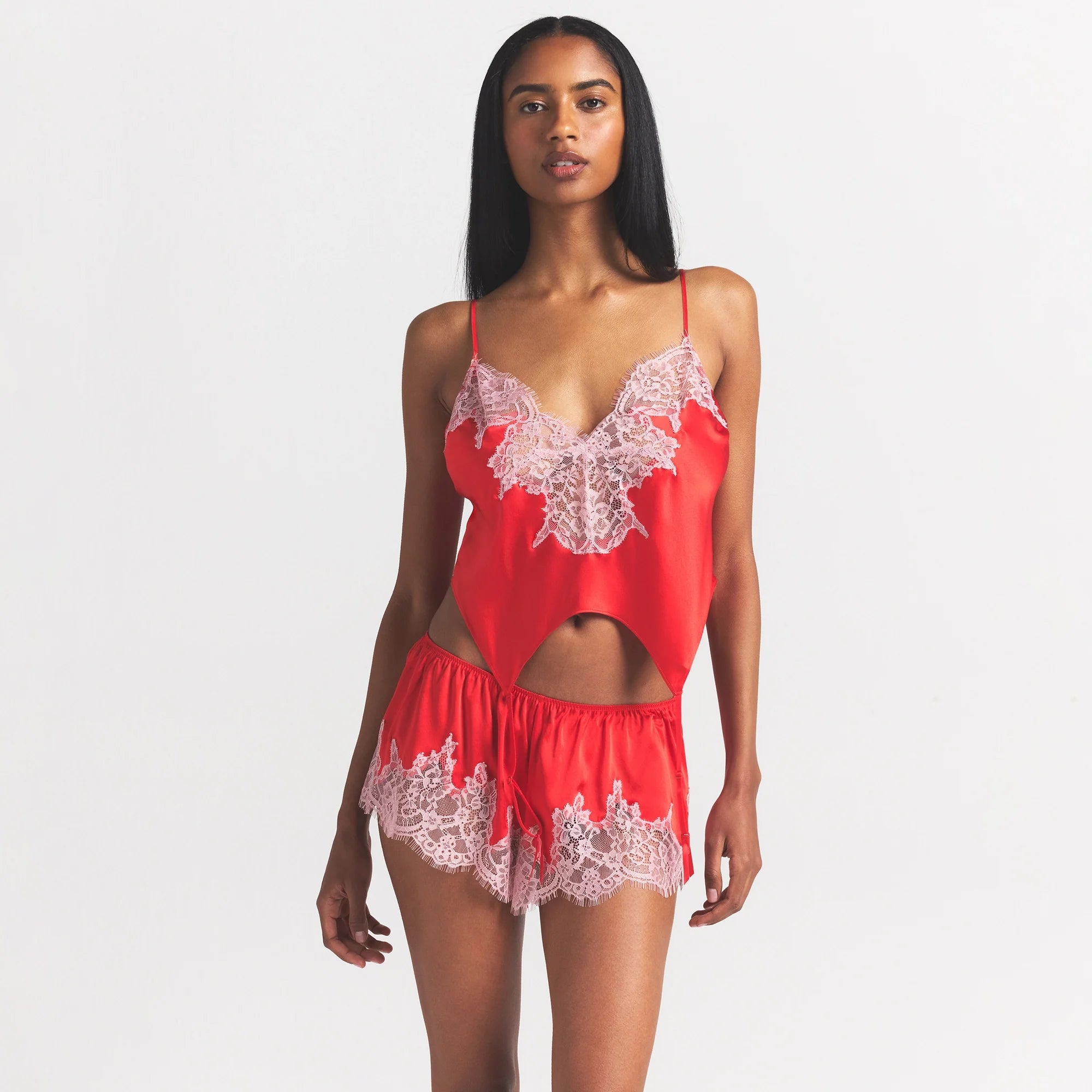 SILK LACE GARTER AND CAMI SHORT SET | RUBY CONTRAST ON A MODEL SIDE VIEW @ | FOCUS: 0.0, 1.0, 0.9
