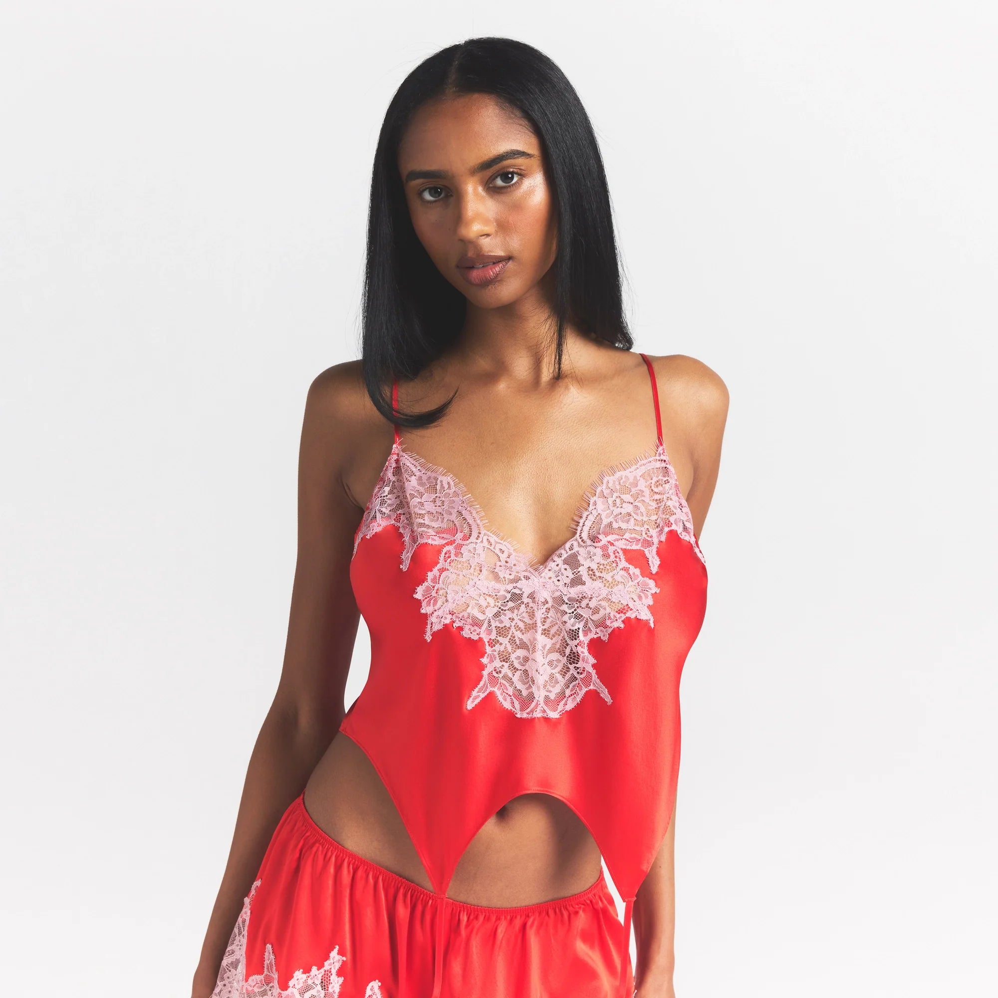 SILK LACE GARTER AND CAMI SHORT SET | RUBY CONTRAST ON A MODEL SIDE VIEW @ | FOCUS: 0.0, 1.0, 0.9