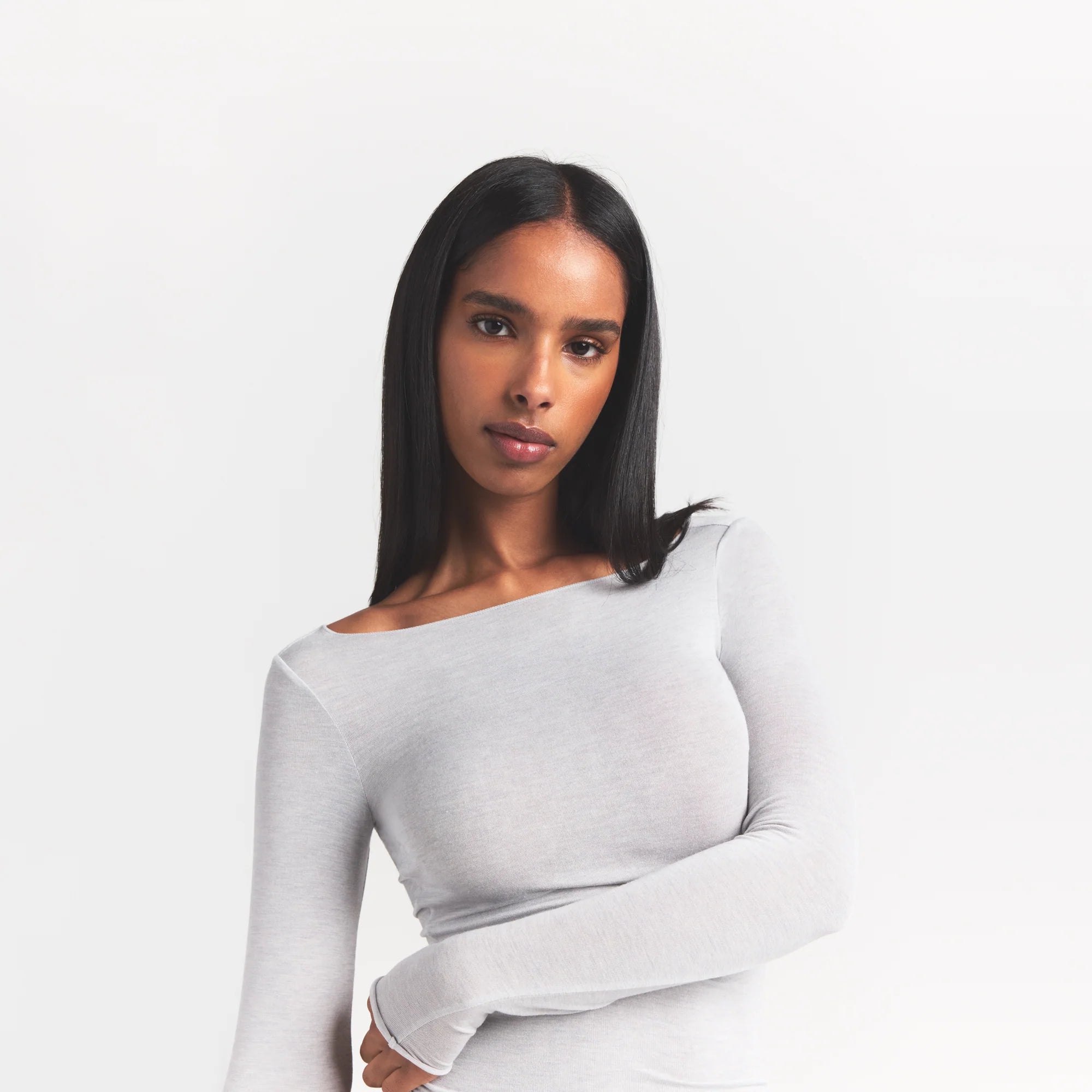 SHEER MODAL LONG SLEEVE BOATNECK TOP | HEATHER GREY ON A MODEL FRONT VIEW @ | FOCUS: 0.9, 0.1, 0.7