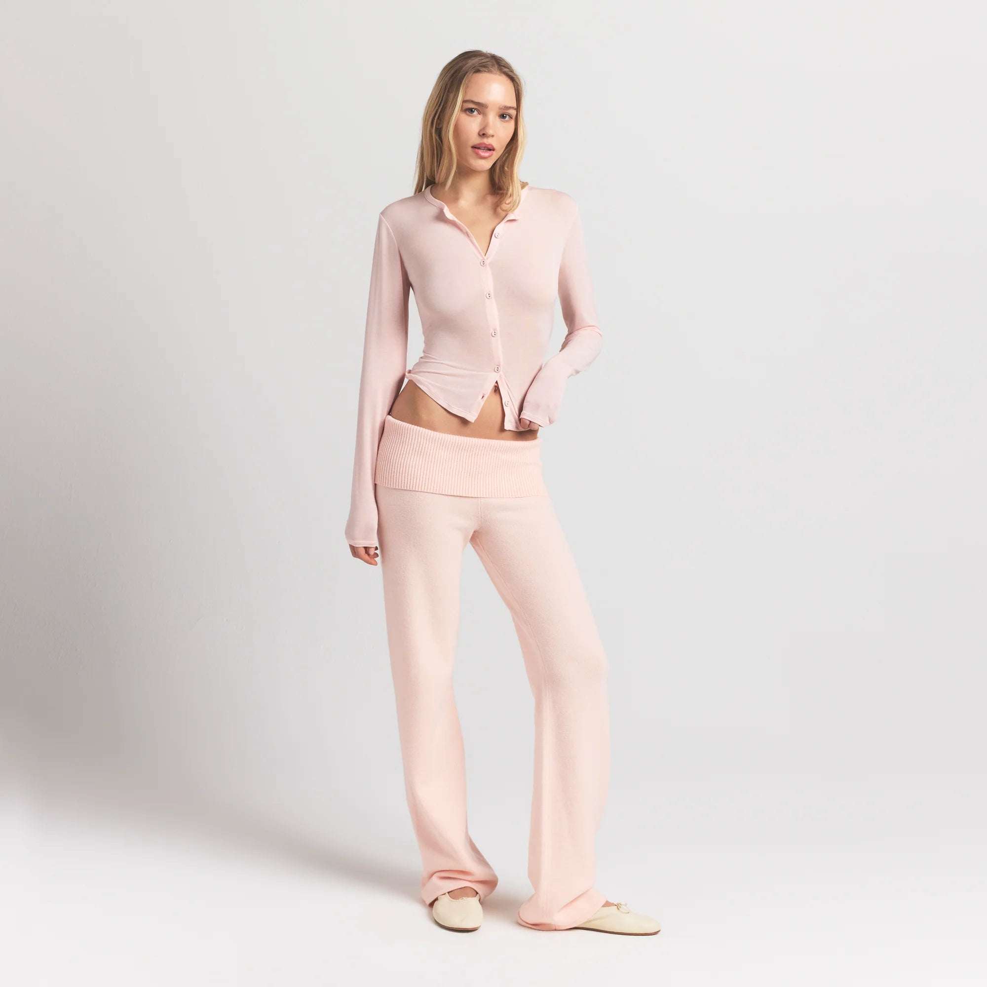 SHEER MODAL CARDIGAN | PRIMROSE ON A MODEL FRONT VIEW @ | FOCUS: 0.9, 0.1, 0.7