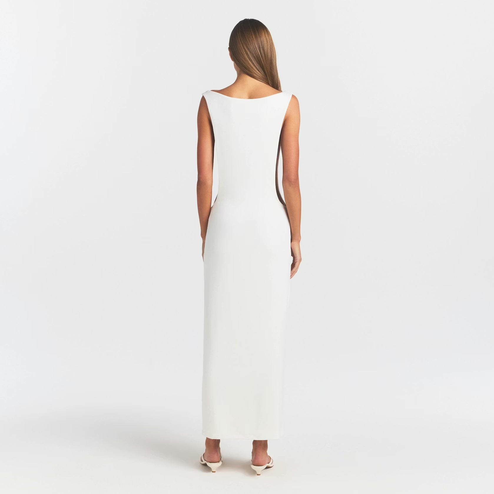 SMOOTH LAYERS CUT OUT LONG DRESS | EGRET