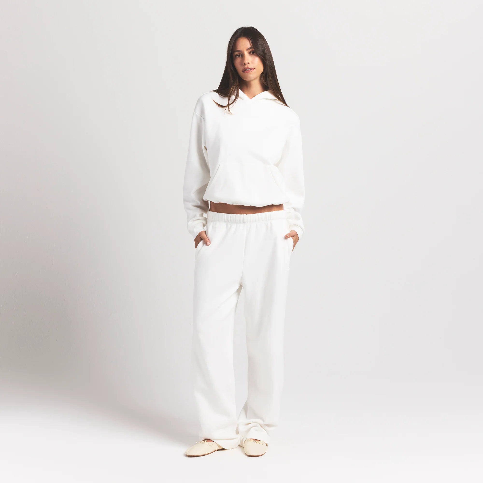 COTTON FLEECE CLASSIC HOODIE | MARBLE ON A MODEL FRONT VIEW @ | FOCUS: 0.9, 0.1, 0.7