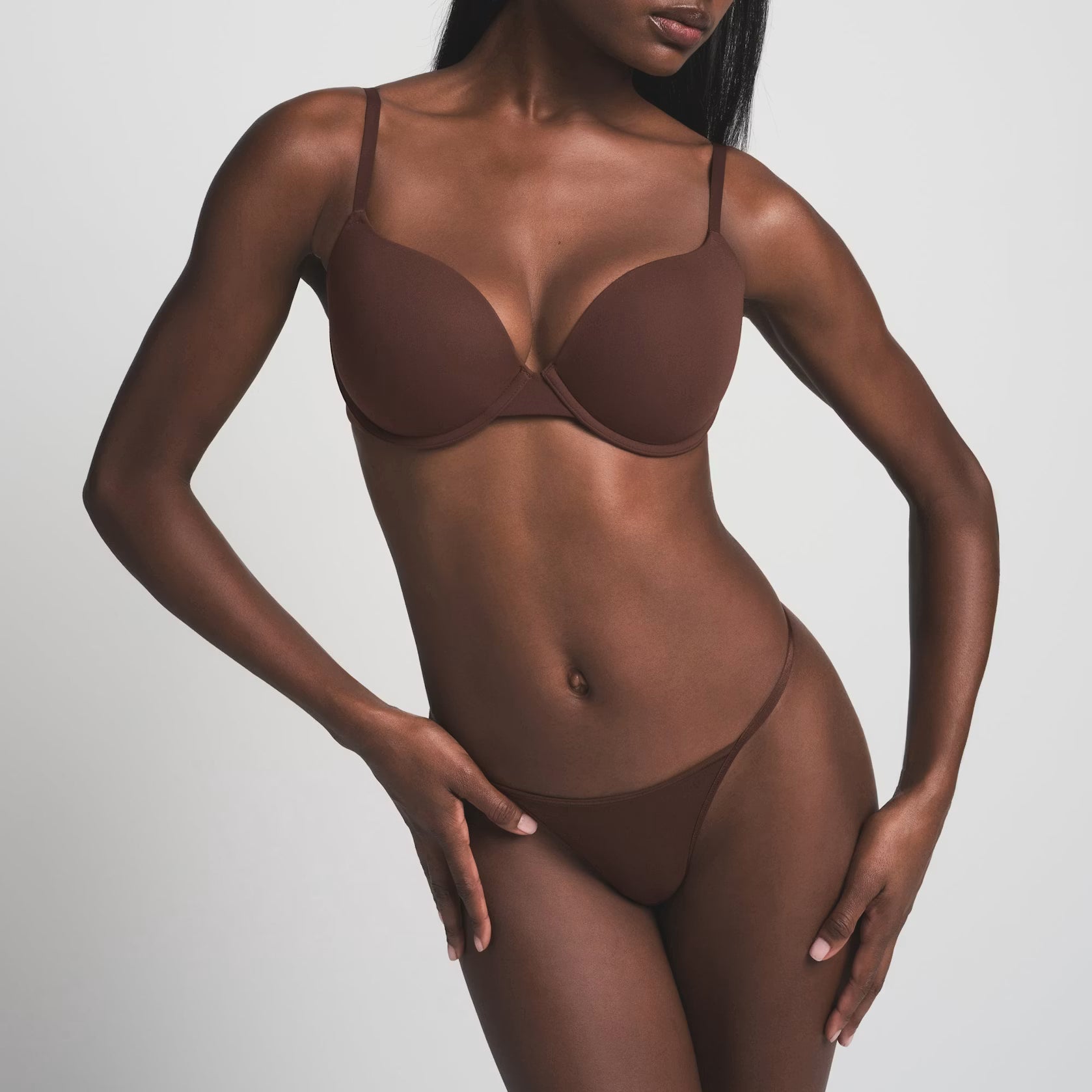 FITS EVERYBODY T-STRING THONG | COCOA
