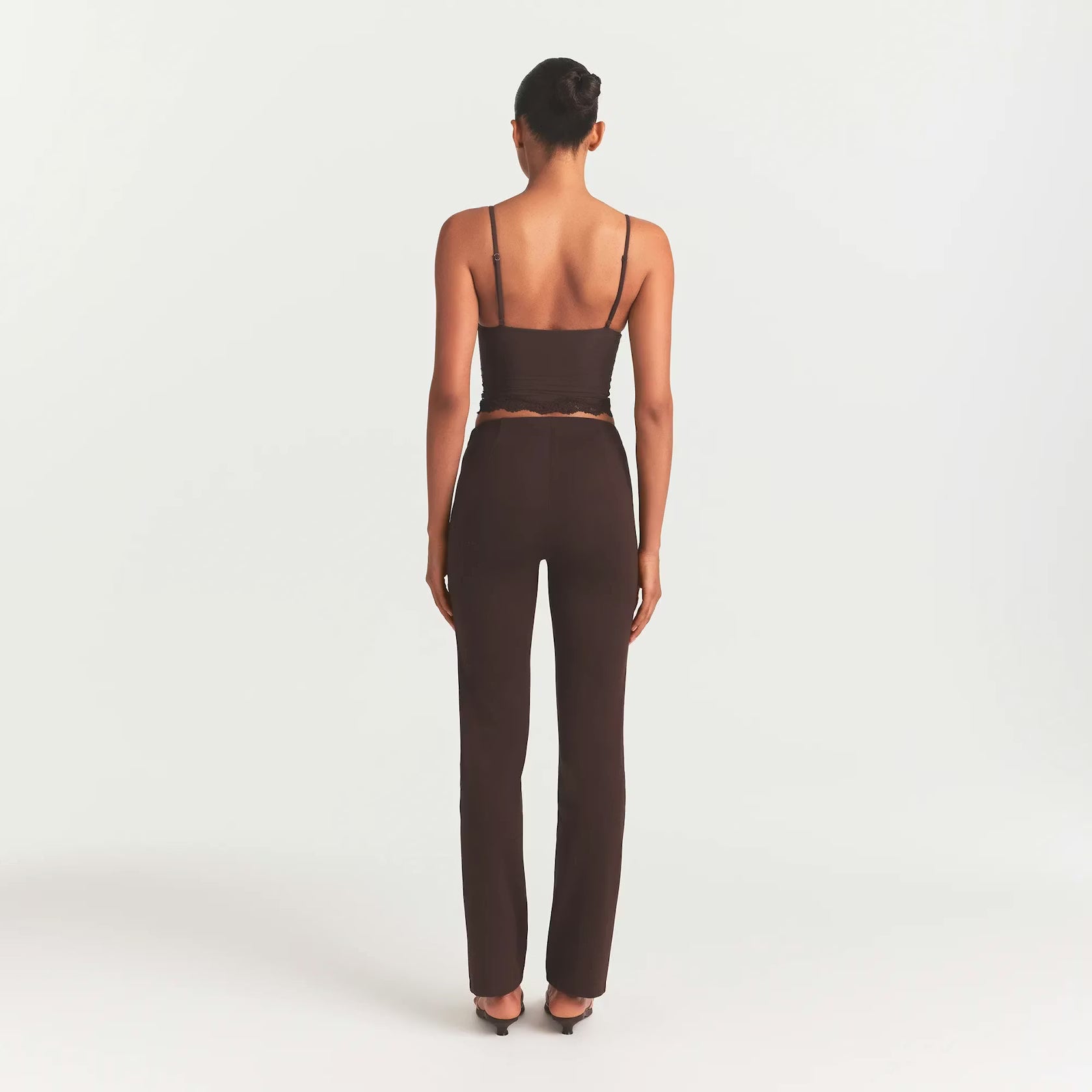 THE ESSENTIAL COLLECTION HIGH-WAISTED PINTUCK STRAIGHT PANT | ESPRESSO