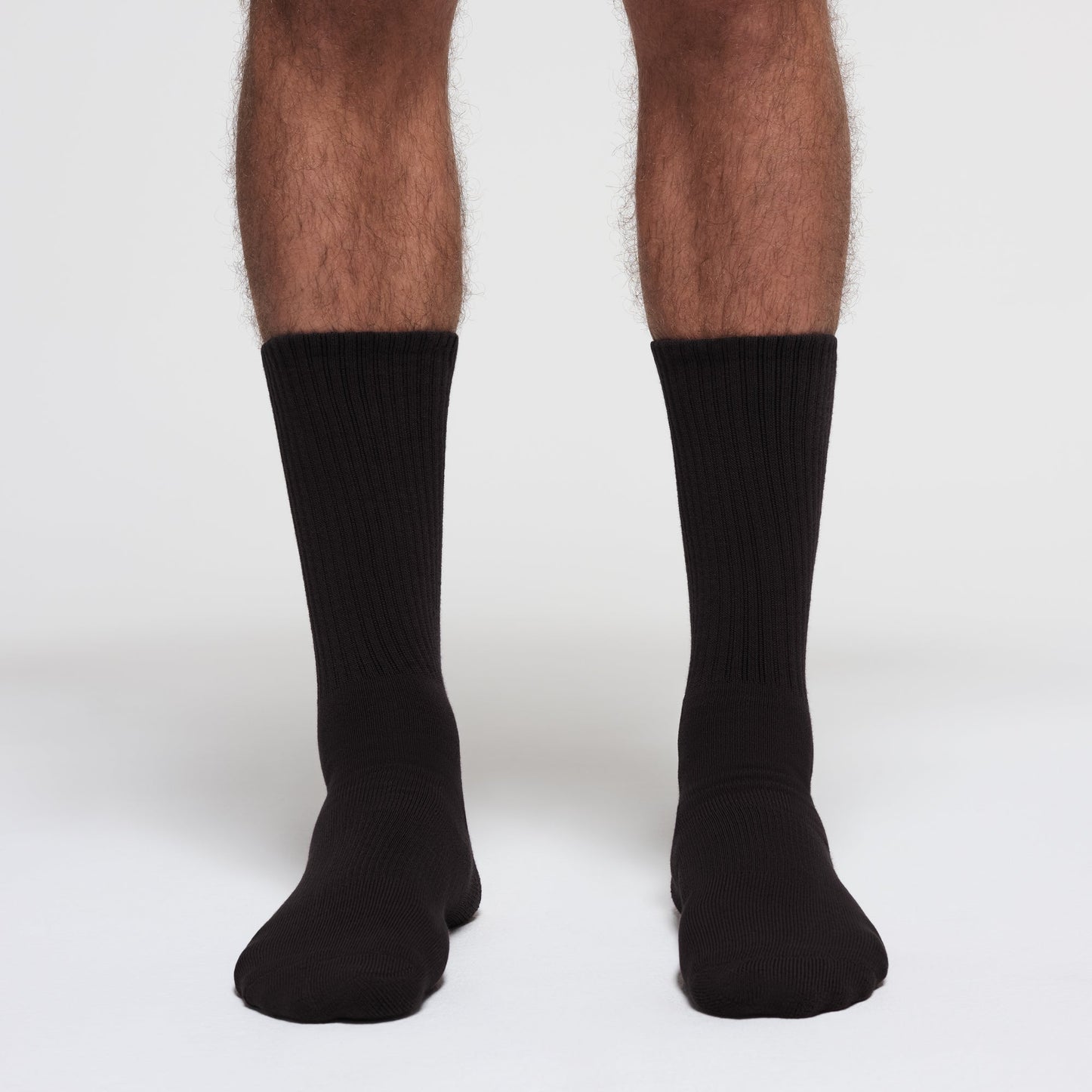 MENS TUBE CREW SOCK 3-PACK | ONYX ON A MODEL FRONT VIEW