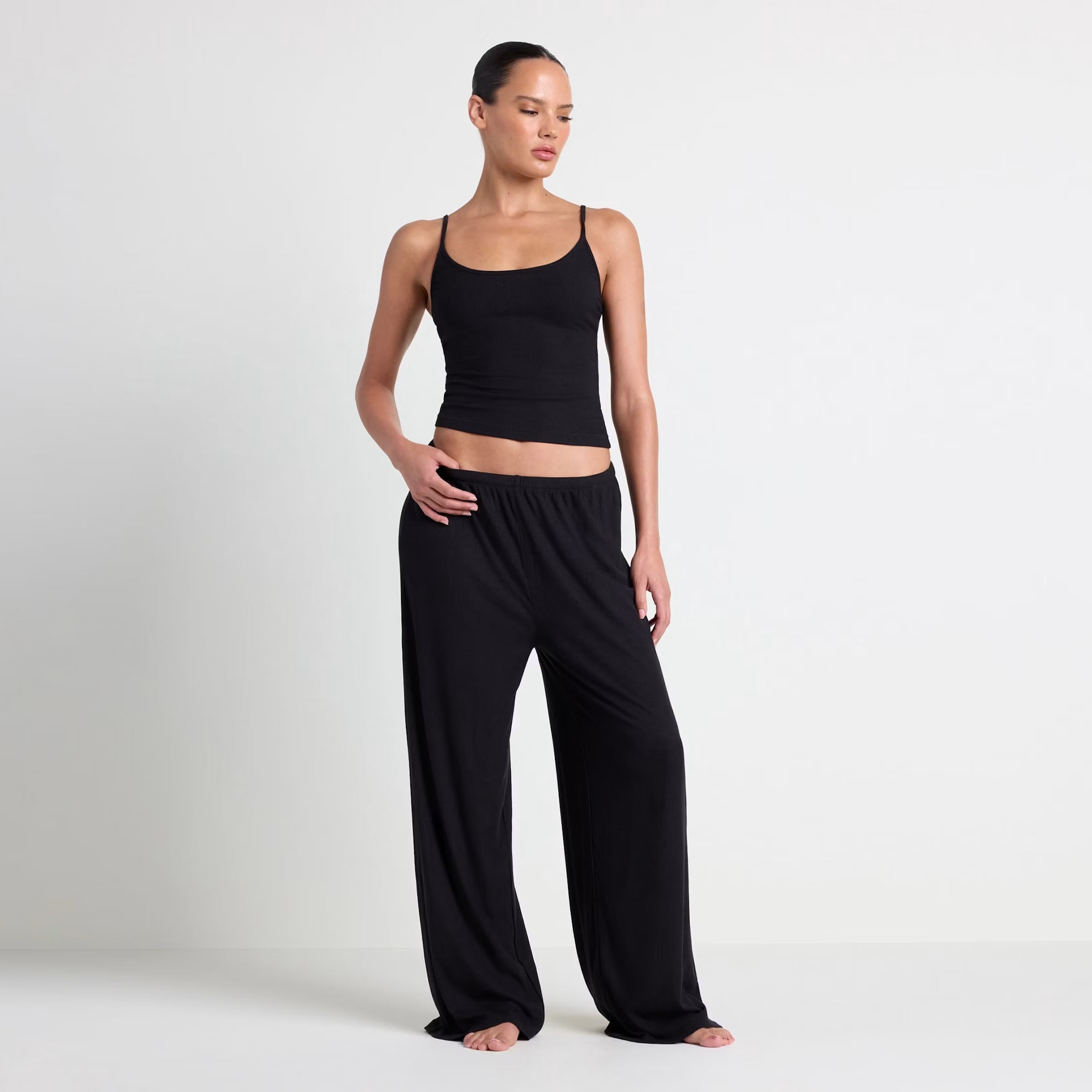 SOFT LOUNGE TANK SLEEP SET | ONYX