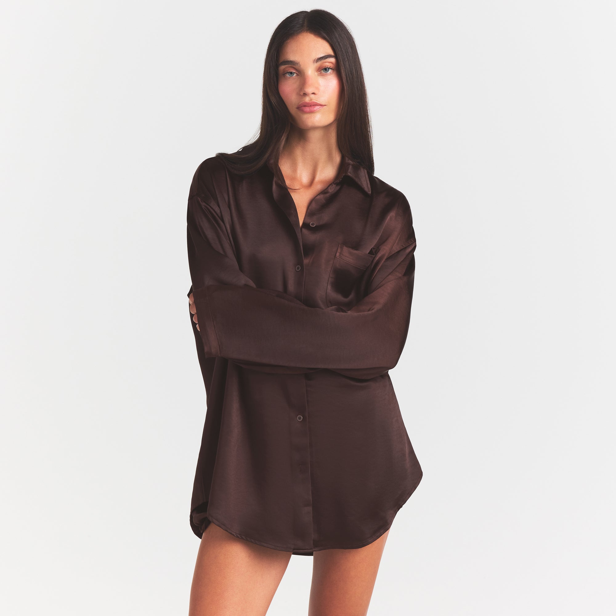 LIGHTWEIGHT SATIN OVERSIZED BUTTON DOWN | ESPRESSO