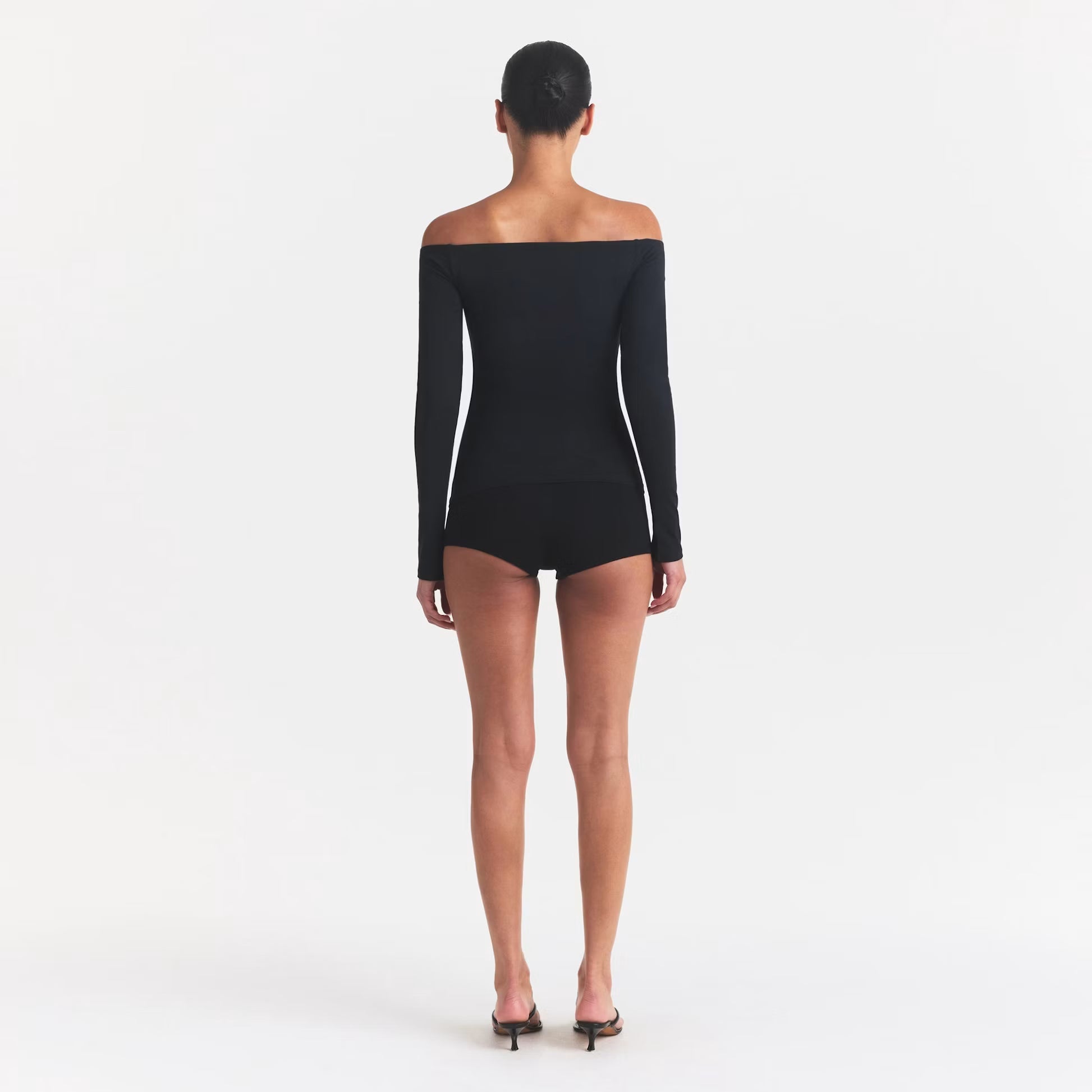 SMOOTH LAYERS OFF THE SHOULDER TOP | OBSIDIAN