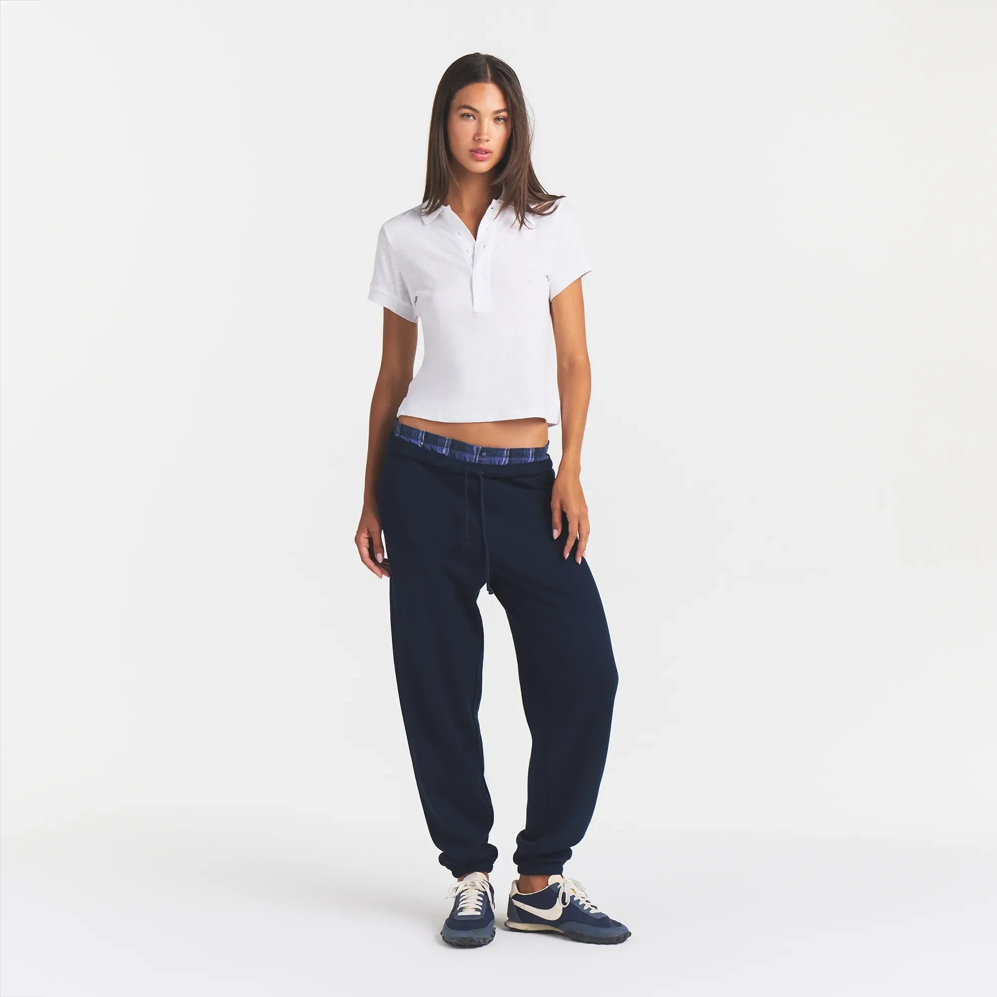 WORN IN JERSEY POLO | SNOW ON A MODEL FRONT VIEW