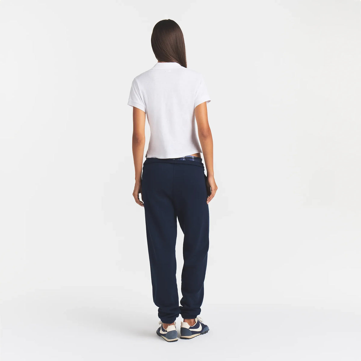 WORN IN JERSEY POLO | SNOW ON A MODEL BACK VIEW